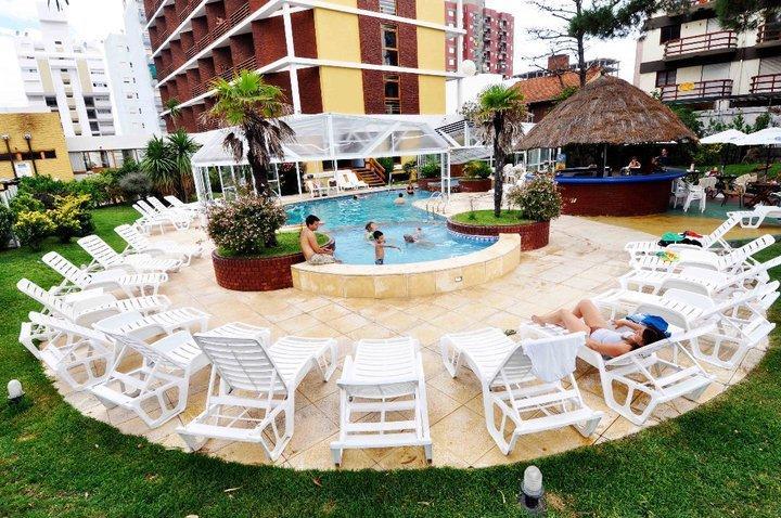 Hotel Chiavari San Bernardo Exterior photo